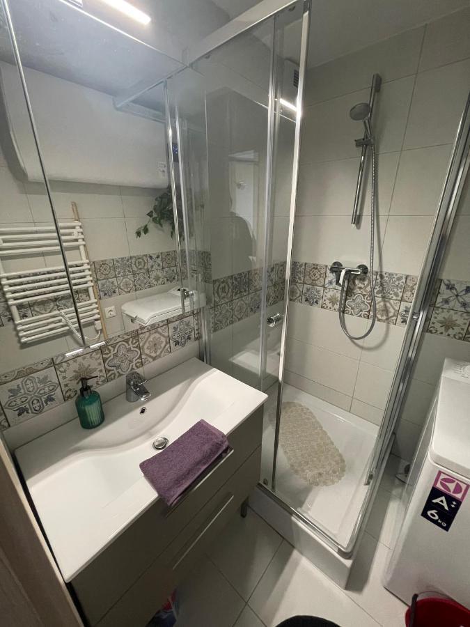 Cadet Holiday Apartman Ezuestpart Siofok Ngoại thất bức ảnh